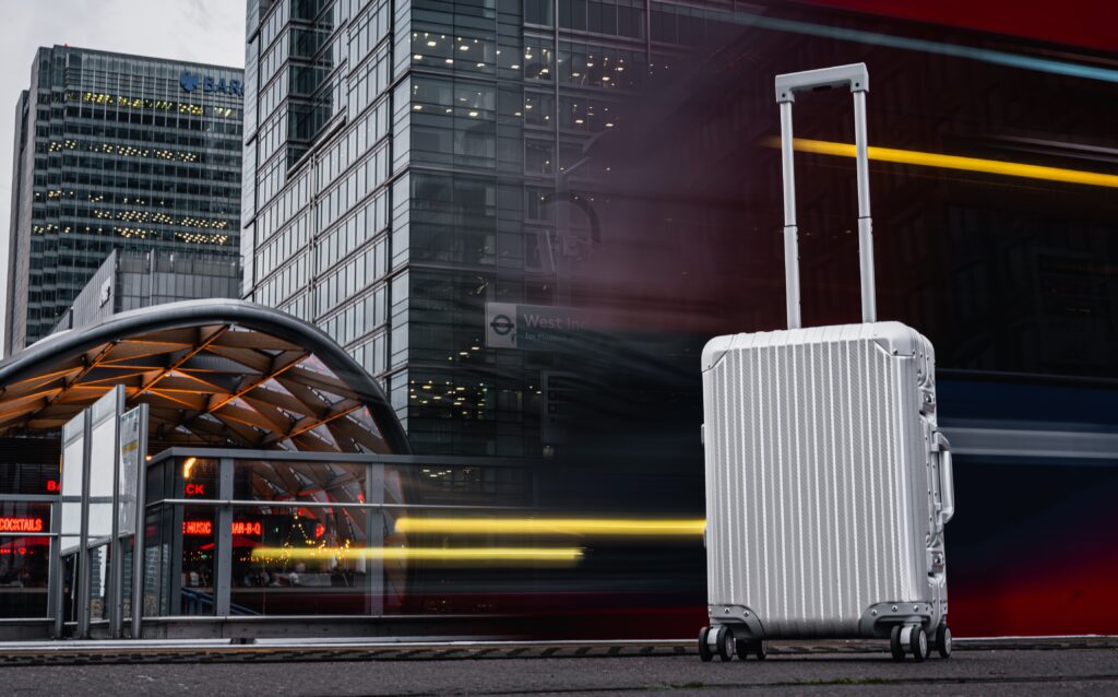 [MVST] Treva アルミスーツケース