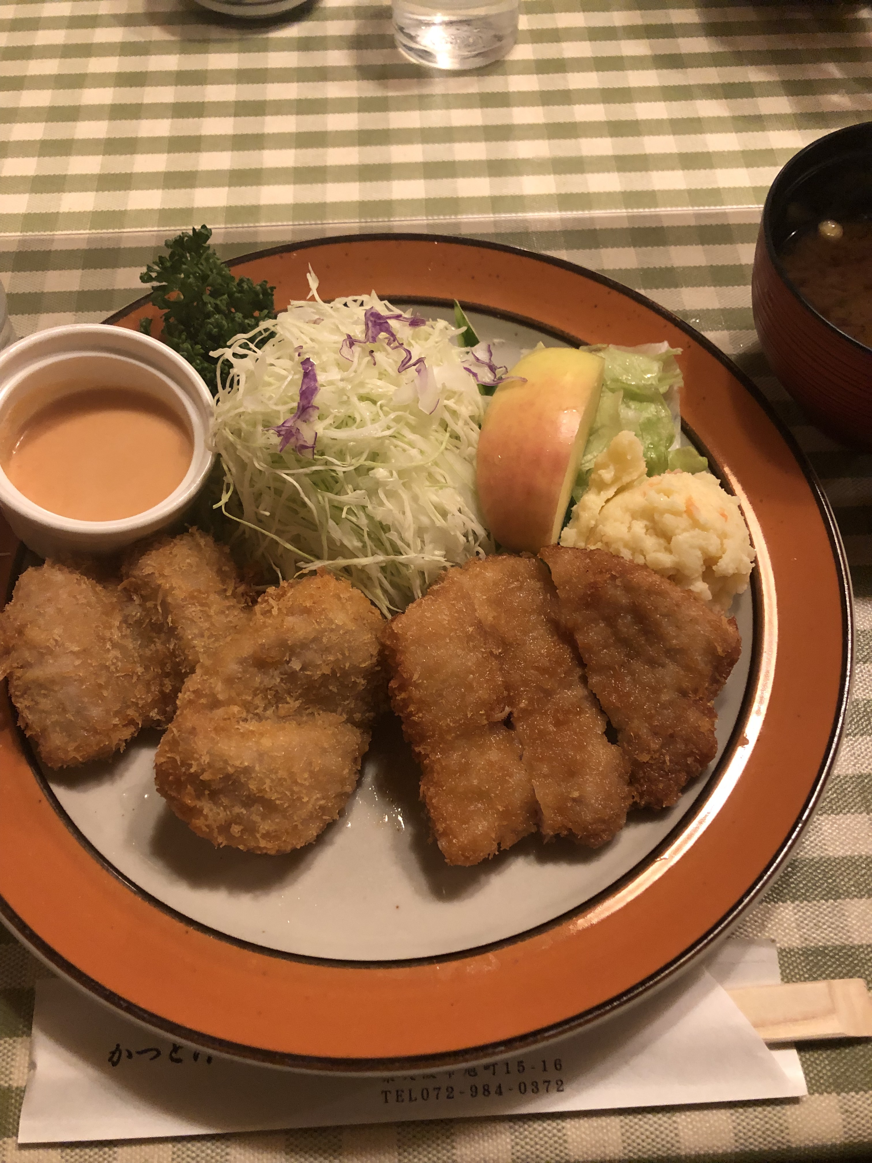 2021年12月24日に東大阪市「とんかつと洋食 瓢亭」で撮影した写真