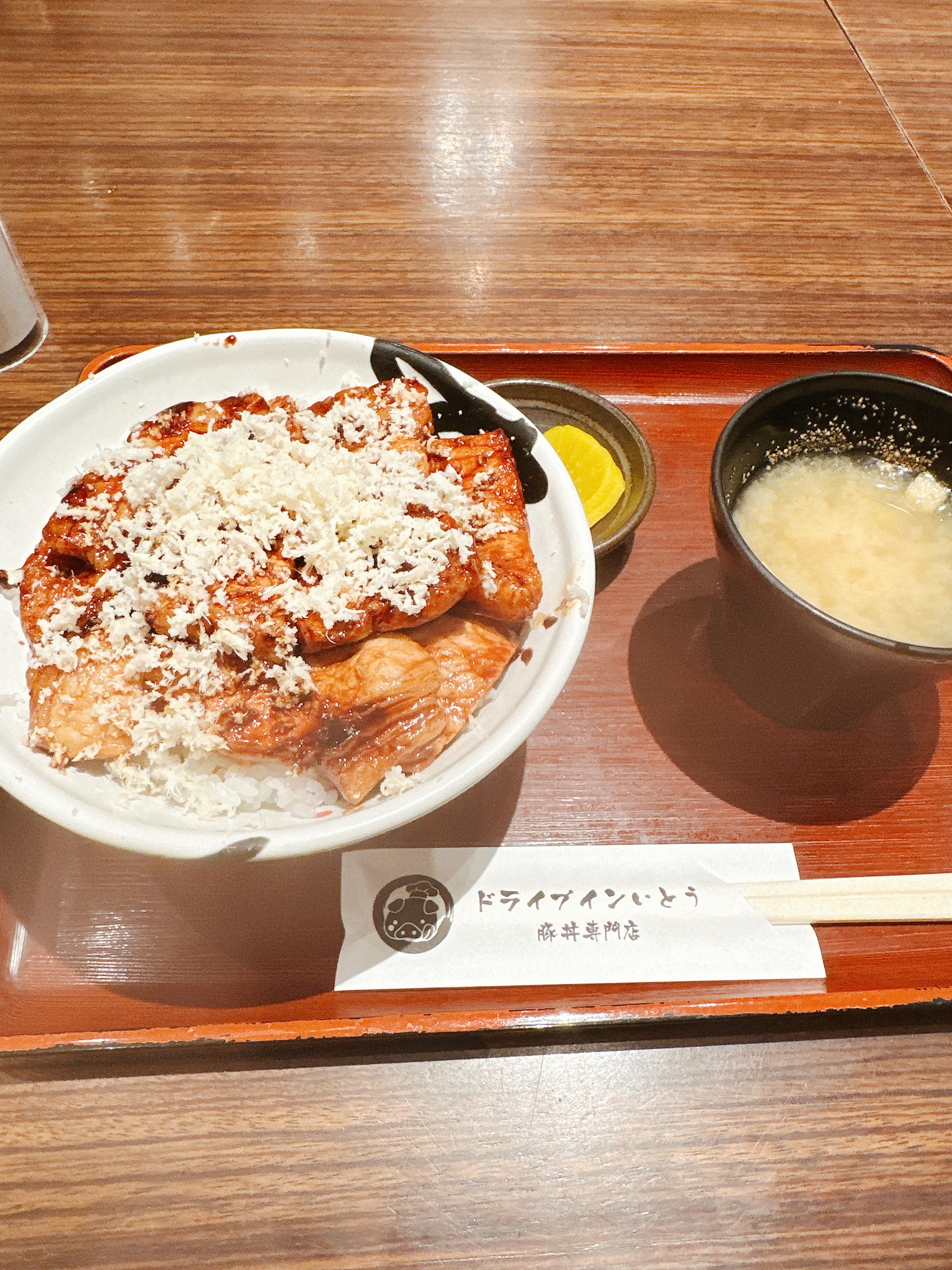 2024年11月6日に千歳市「ドライブインいとう 新千歳空港店」で撮影した写真