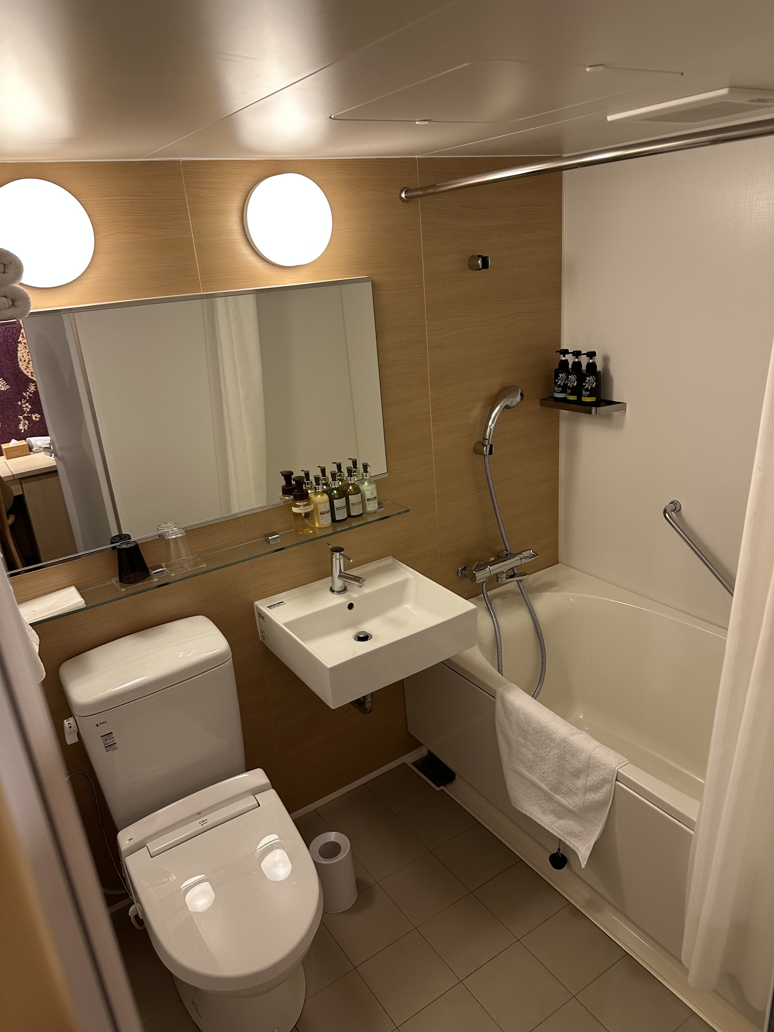 2025年12月に金沢市「KOKO HOTEL 金沢駅前」で撮影
