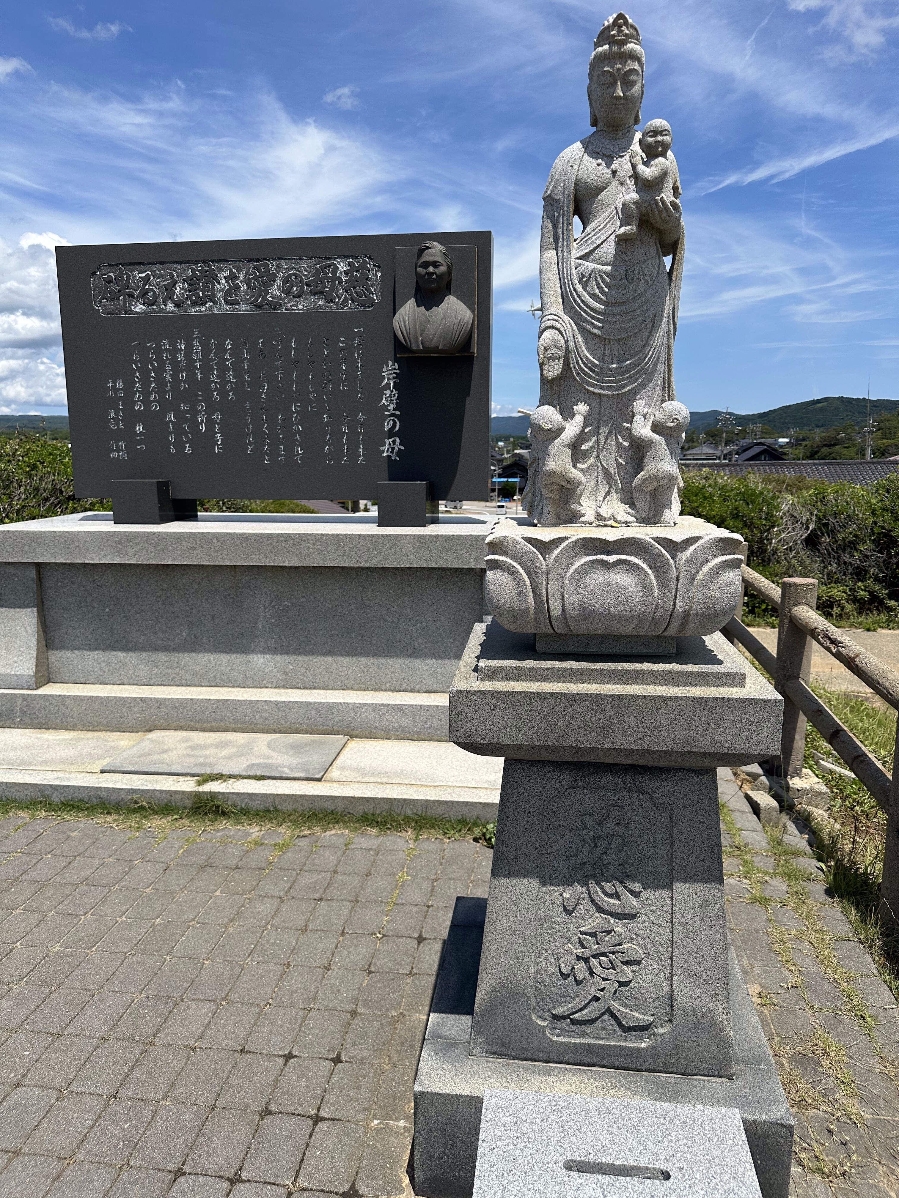 岸壁の母 正面