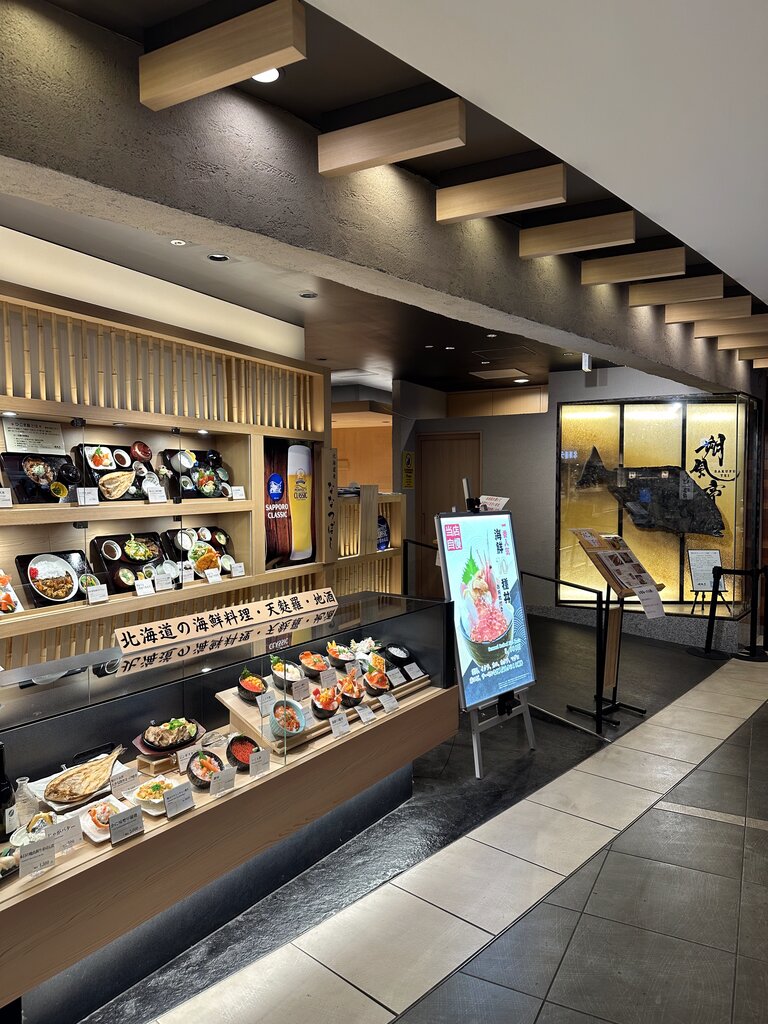 お店の外観の別アングル。